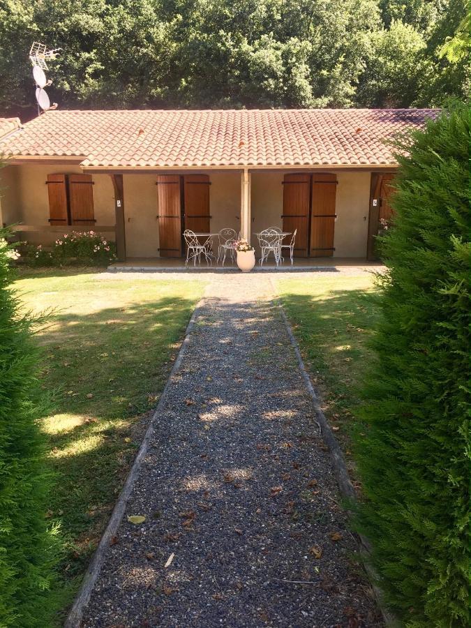 Bungalows Les Thuyas Eugenie-les-Bains Buitenkant foto